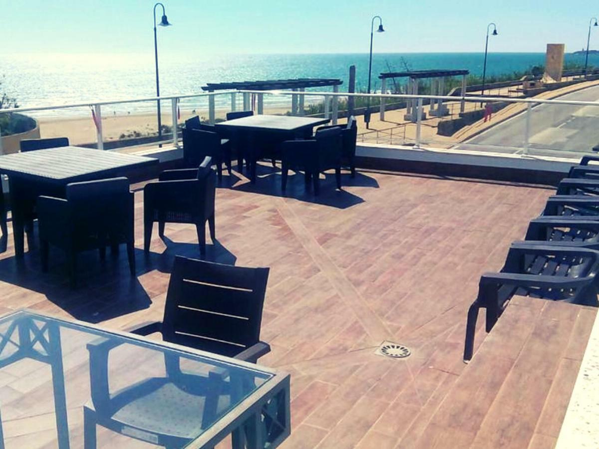 Apartamentos Guga RTA A CA 00267 AT Edif Complejo 2 Llaves Playa Conil De La Frontera Exterior foto
